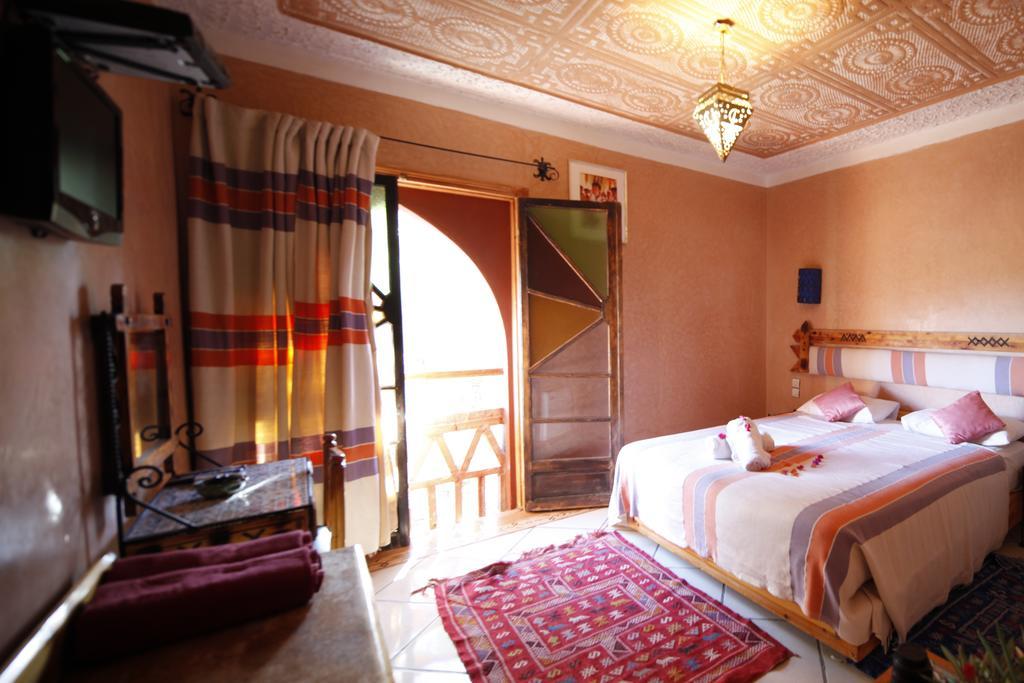 زڭورة Fibule Du Draa Kasbah D'Hotes الغرفة الصورة